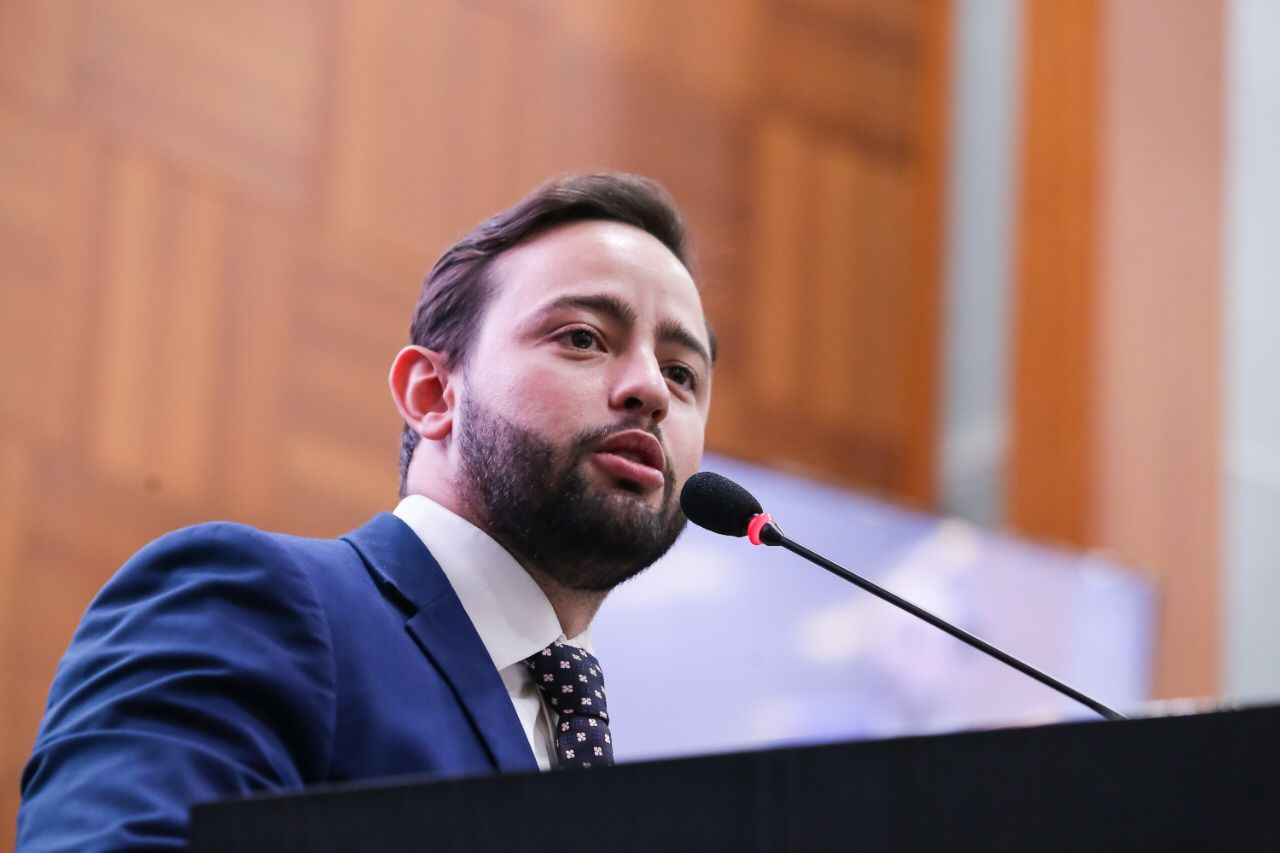 Deputado é autor de indicação para contratação de contratado em CAPSI de Cuiabá
