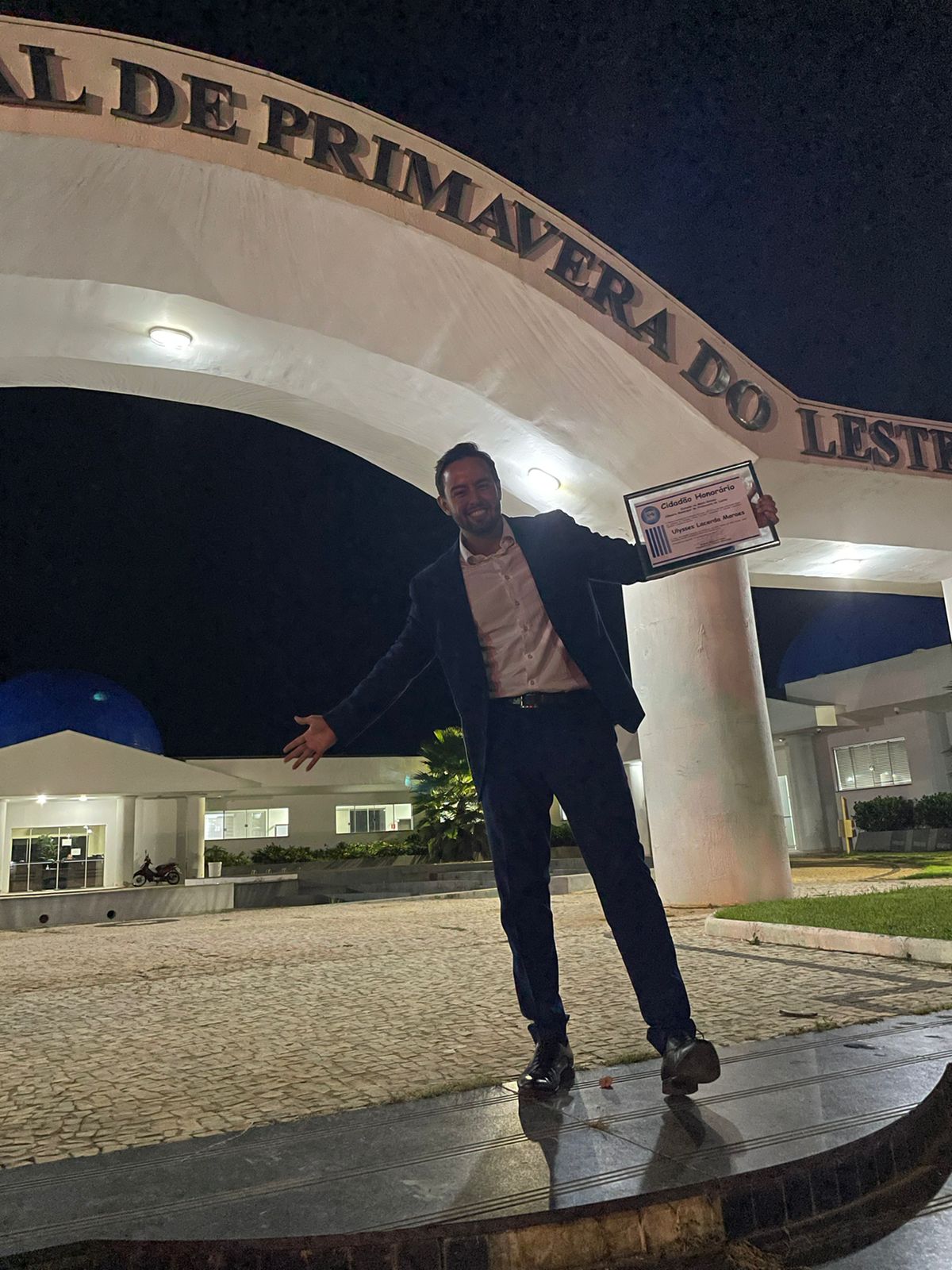 Ulysses Moraes recebe Título de Cidadão Primaverense, após reconhecimento de seu trabalho para município de Primavera do Leste